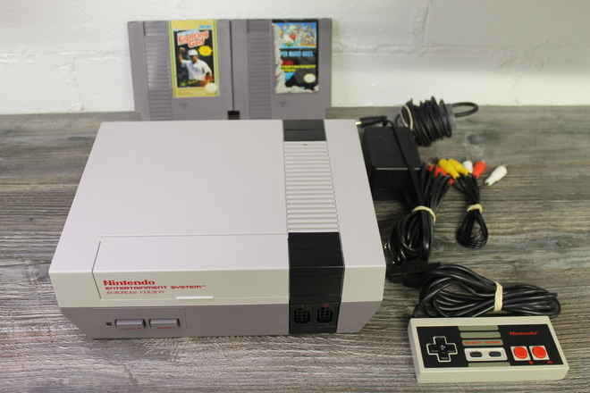 NES 8-bit aloituspaketti (PAL-B/SCN) *Huollettu ja siisti!*