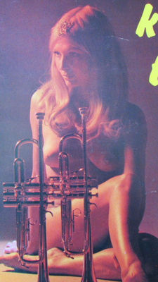 Kultaiset Trumpetit (nuda sexy cheesecake, Suomi 1973)