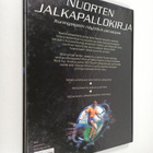 Clive Gifford : Nuorten jalkapallokirja : kuningaspelin n... - pikkukuva 2