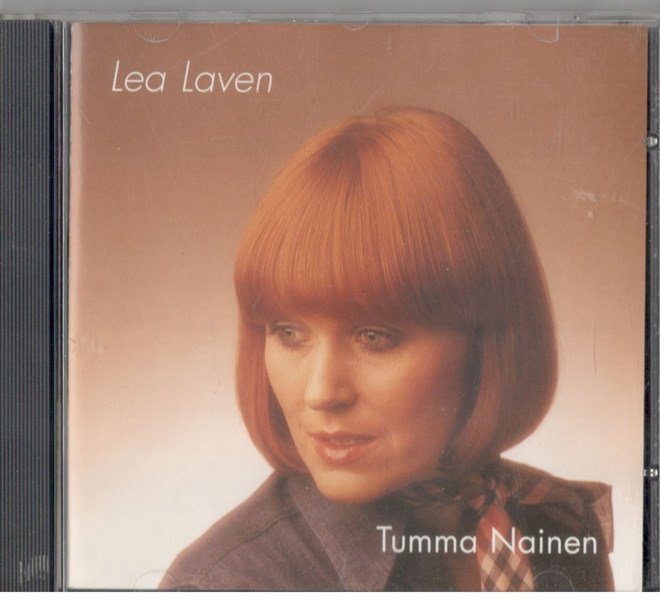 LEA LAVEN TUMMA NAINEN