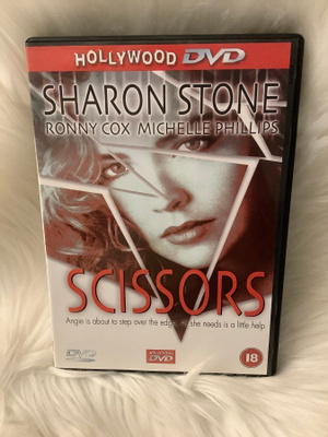 SCISSORS (SHARON STONE)