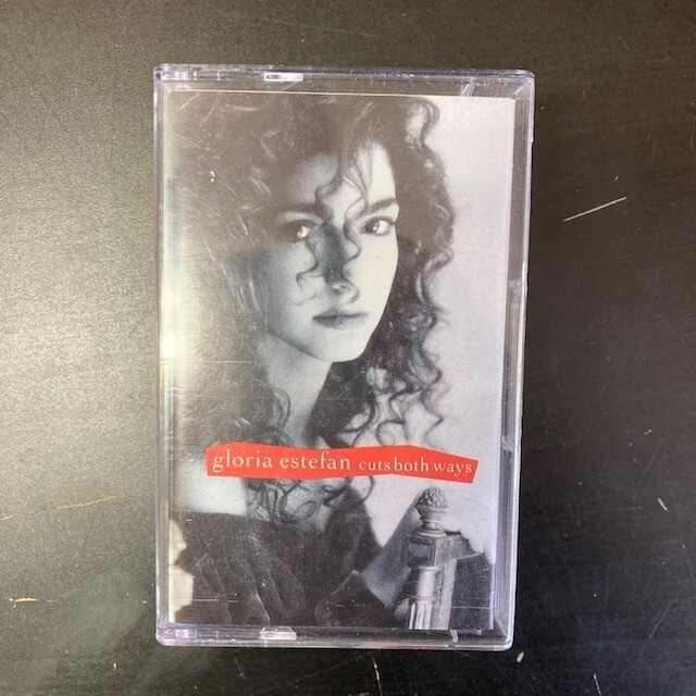 Gloria Estefan - Cuts Both Ways C-kasetti