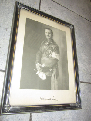 MANNERHEIM KUVA + HIENOT MIEKKA KEHYKSET