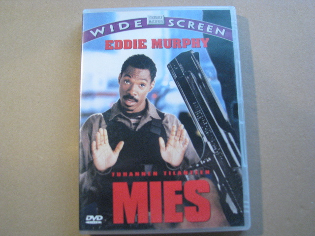 TUHANNEN TILANTEEN MIES ( Eddie Murphy )
