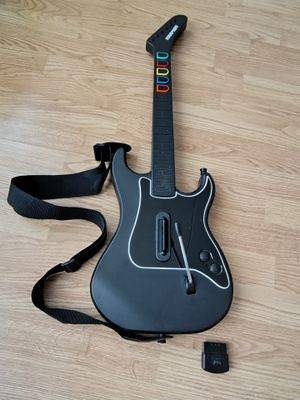 Playstation PS2 Guitar Hero kitara