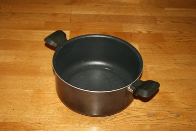 Tefal kattila 24 cm (n. 4,5 L)