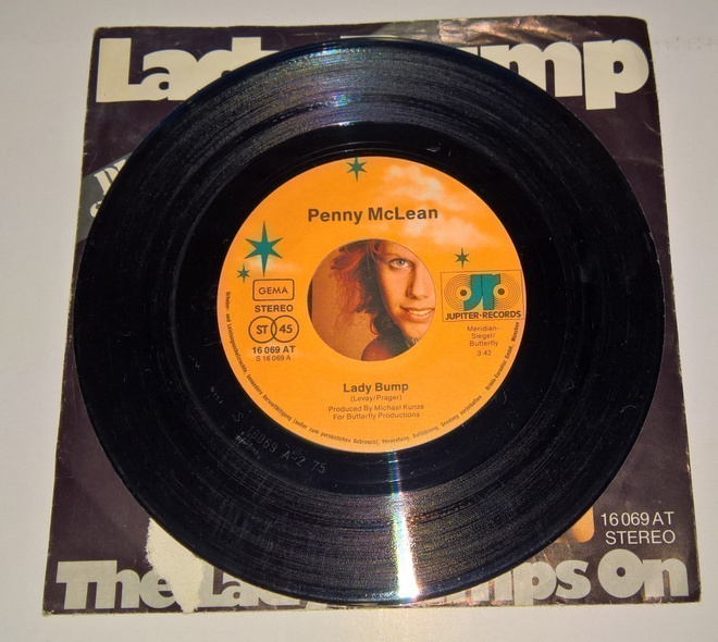 PENNY MCLEAN LADY PUMP 7" 45RPM 16 069 AT 1975 JUPITER