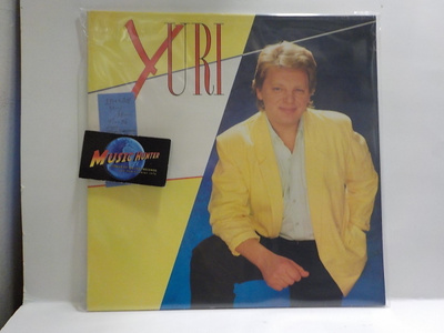 YURI - S/ T M-/M- LP fin -86 +