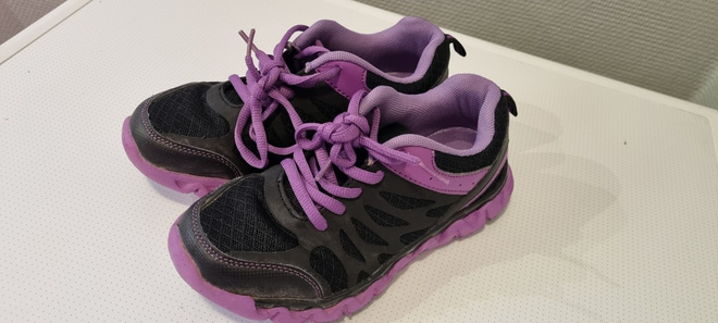 Hummel Lenkkarit,koko 34