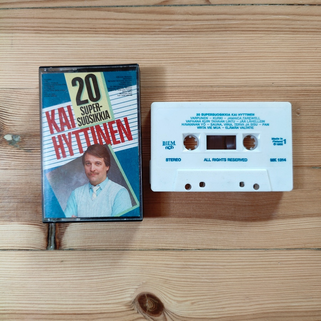 Kai Hyttinen - 20 Supersuosikkia c-kasetti