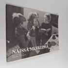 Näissä merkeissä - pikkukuva 1