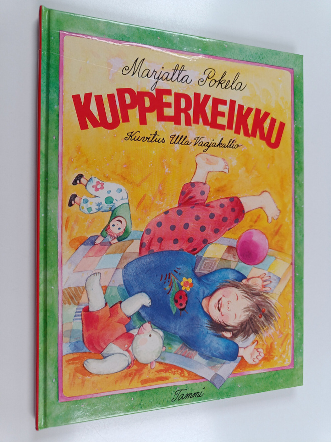 Marjatta Pokela : Kupperkeikku : laululoruja lapsille