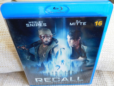 Recall Blu-ray