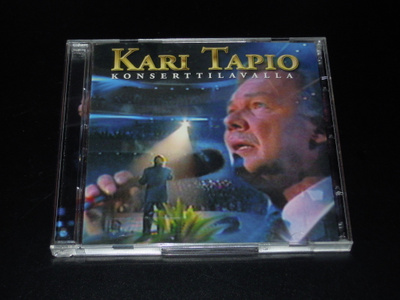 Kari Tapio:Konserttilavalla  (Live) (2-cd)  (2001)