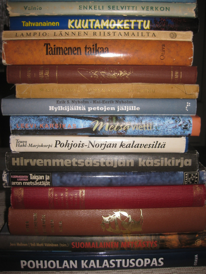Erä- ja kalastusaiheisia kirjoja 16 kpl
