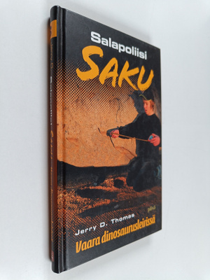 Jerry D. Thomas : Vaara dinosaurusleirissä