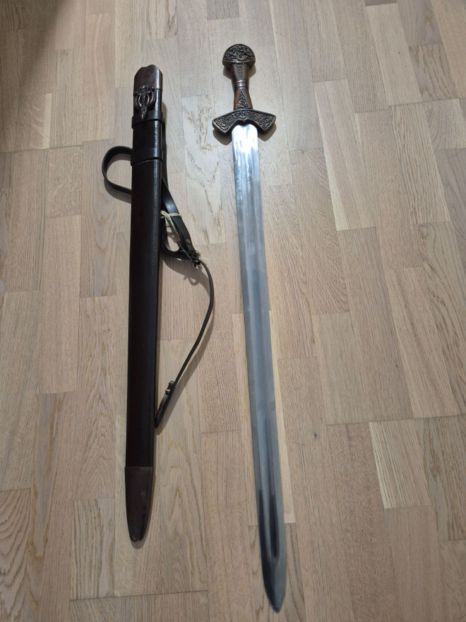 Viikinkimiekka Suontaka