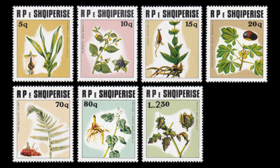Albania 1842-8 ** Lääkekasvit (1976)