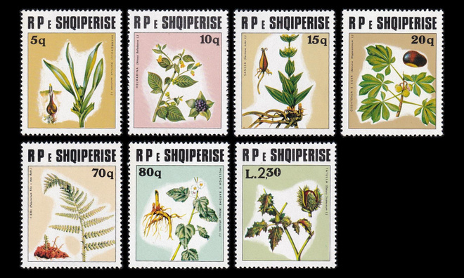 Albania 1842-8 ** Lääkekasvit (1976)