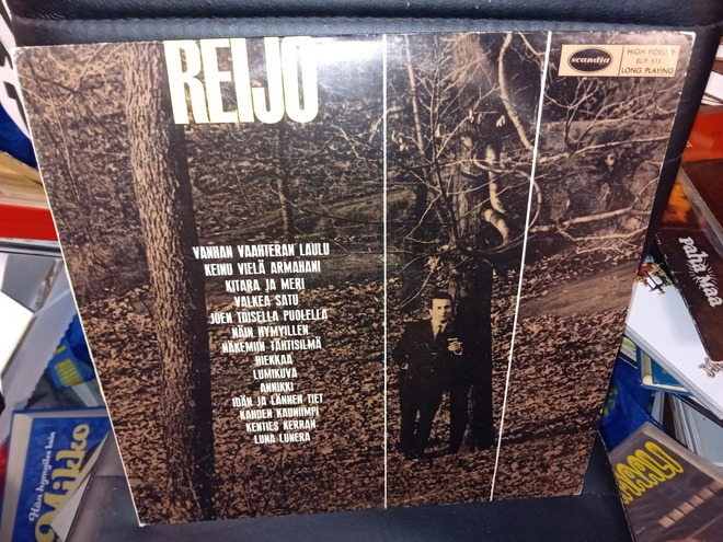 LP Reijo Taipale  : Reijo  ( SIS POSTIKULU  )
