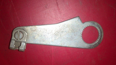 105mm jarrukampi / vipu moottoriin ? tuntematon
