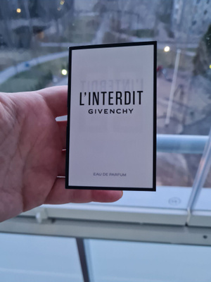 Hajuvesinäyte Givenchy L'Interdit