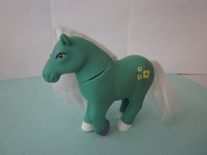 Vintage Lanard pony 1984