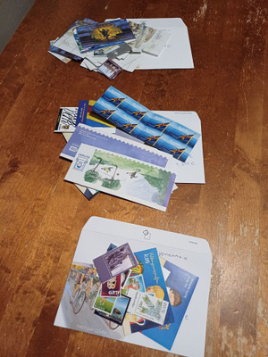 Postituoreita 755e edestä Ahvenanmaa postimerkkejä