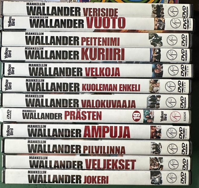 Mankellin Wallander DVD:t 23 kpl, yht. 46 euroa posteineen.