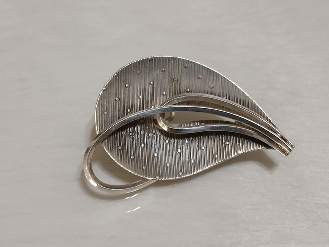 1967, Vintage, kotimainen desing, Hopea, solki, Rintakoru,