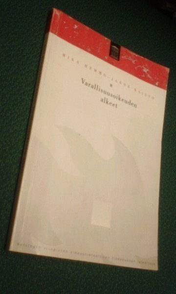 Hemmo, Kaisto: VARALLISUUSOIKEUDEN ALKEET (2000) Sis.pk:t