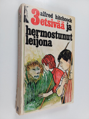 Robert Arthur : 3 etsivää ja hermostunut leijona