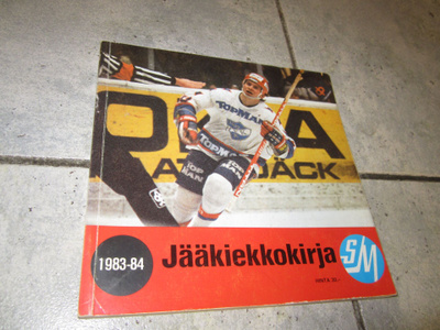 JÄÄKIEKKOKIRJA 1983-84 : hienokuntoinen