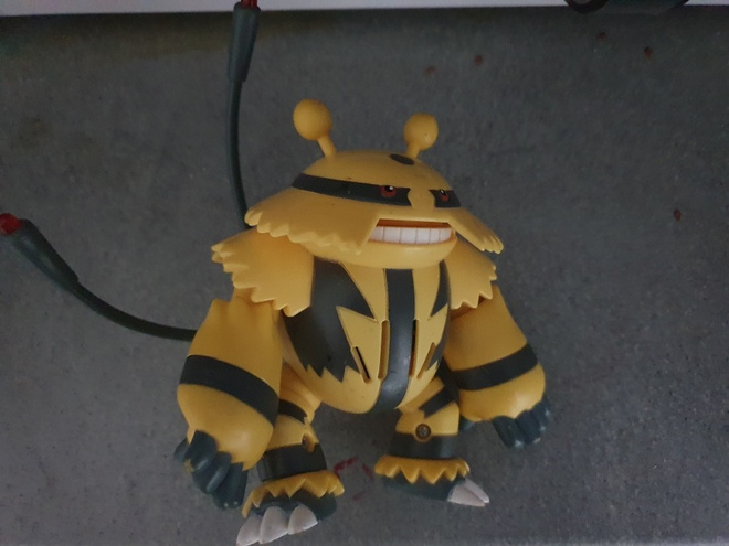 2007 Nintendo Elektroninen Electivire pokemon lelu