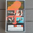 VHS: Kauhun Kierre (Tuesday Weld, Geraldine Fitzgerald 1986) - pikkukuva 2