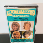 KIELLETTY RAKKAUS 14 ALKUPERÄISESITYSTÄ C-KASETTI - pikkukuva 1
