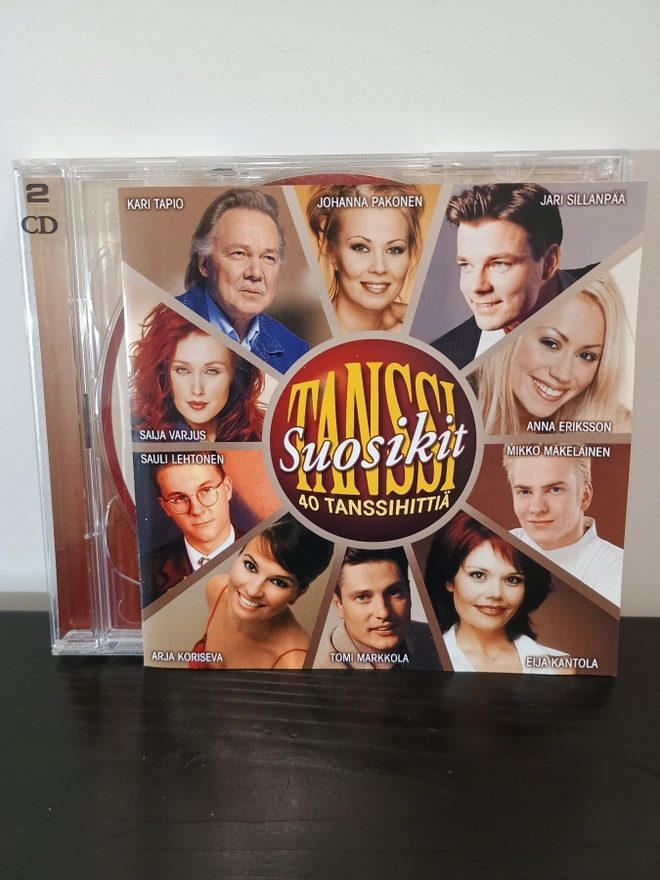 TANSSI SUOSIKIT 40 TANSSIHITTIÄ 2CD