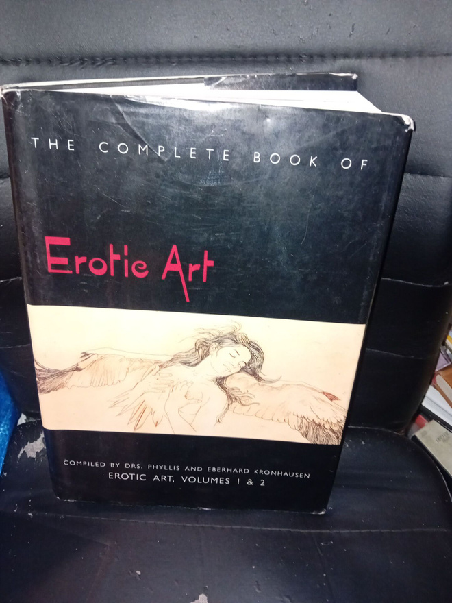 THE COMPLETE BOOK OF EROTIC ART ( SIS POSTIKULU )