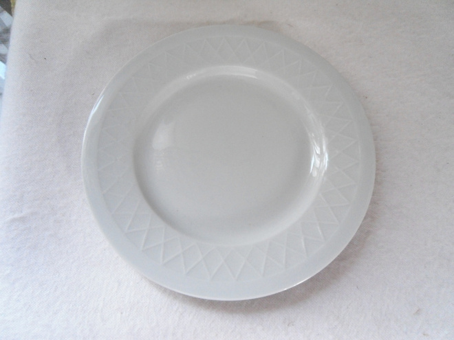 ARABIA  KAKKU/LEIPÄ LAUTANEN MALLI LE,  HALK. 175 MM,