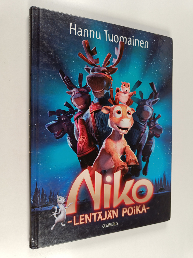 Hannu Tuomainen : Niko : lentäjän poika