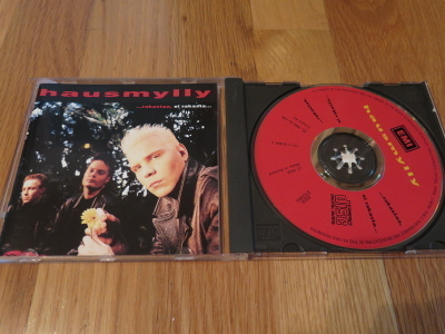 Hausmylly - ...rakastaa, ei rakasta... CD