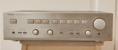 Luxman A-371 integroitu stereovahvistin