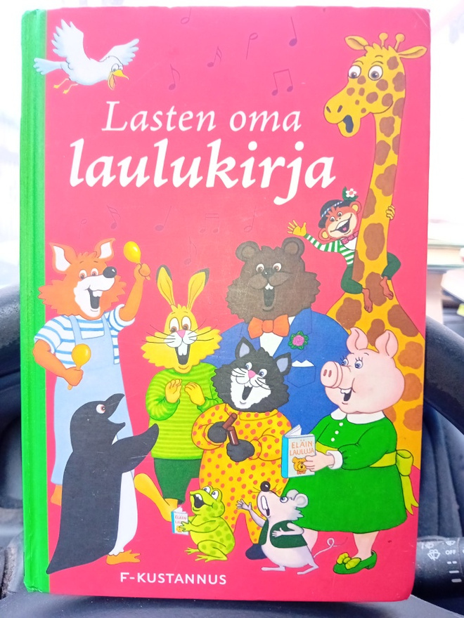 Lasten oma laulukirja  ( SIS POSTIKULU  )