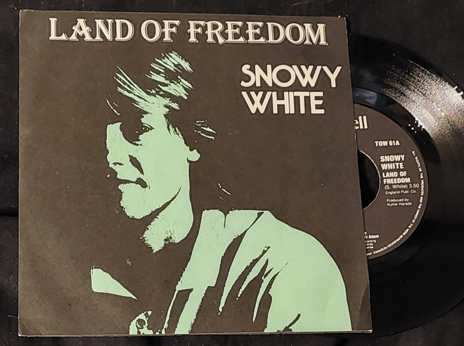 Snowy White : 7" Land Of Freedom (1984)