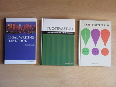 Hyvä kirjapaketti yrittäjälle