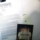 12" EP:  LUPUTONI :  DISKOVERI EP (42/50) SIS POSTIKULU - pikkukuva 2