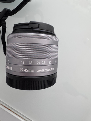 Canon EOS M10