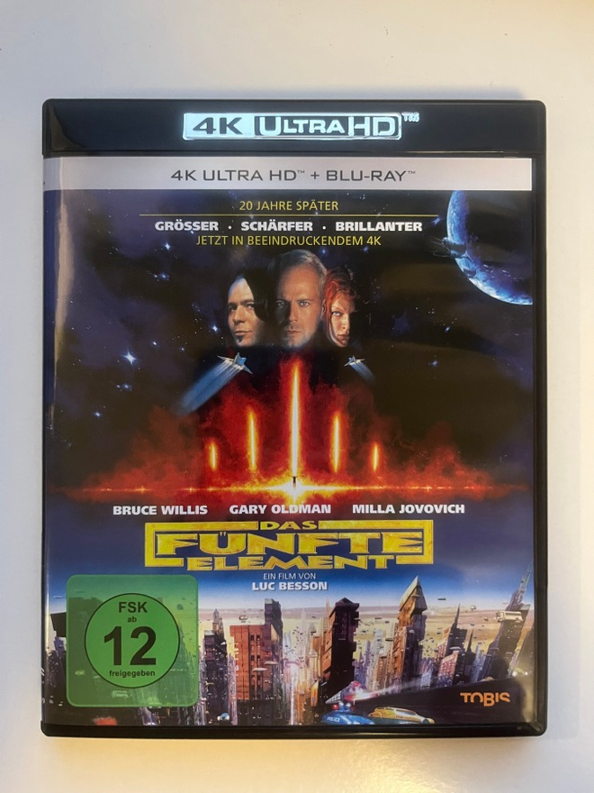 The Fifth Element (4K Ultra HD + Blu-ray) 1997
