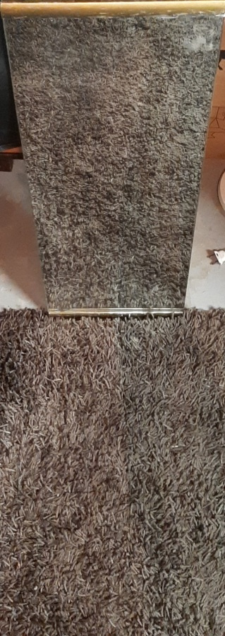 Korkea kapea peili vintage