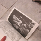 Jimi Hendrix Electric Gypsy by Harry Shapiro and Caesar Gleb - pikkukuva 4